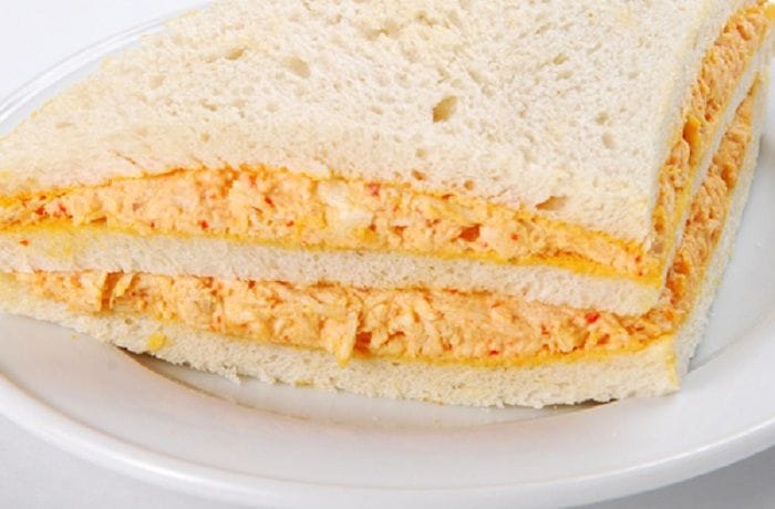 Chilean Chicken and Bell Pepper Sandwich Recipe