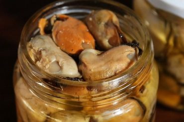 Chilean Homemade Preserved Mussels in Oil Recipe