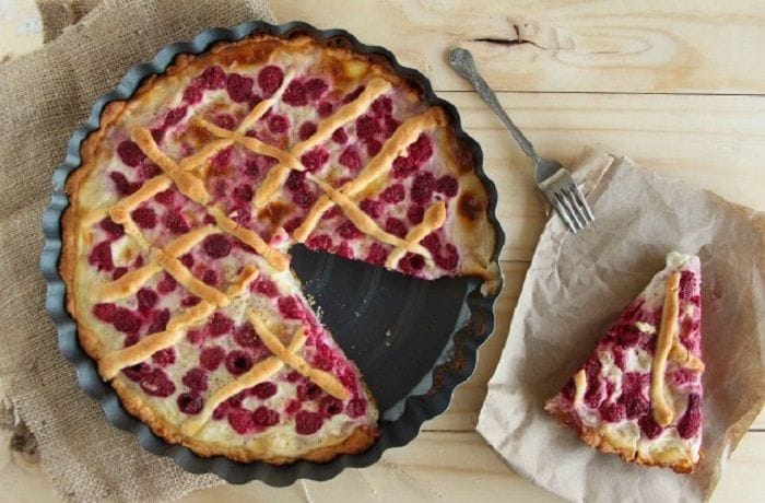 Chilean Raspberry or Strawberry Kuchen Recipe