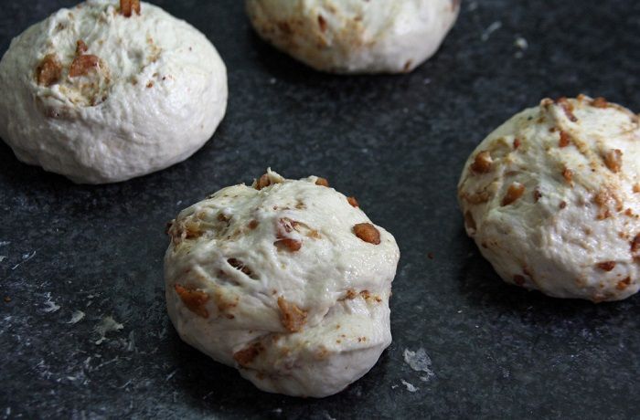 Homemade Bread with Pork Cracklings Recipe