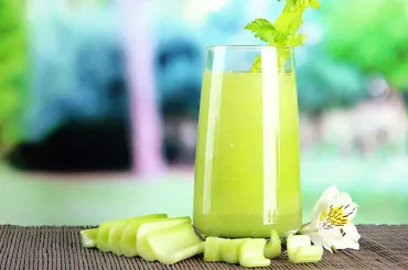 Apiao and Celery Mistela