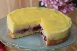 Chilean cherry kuchen — traditional German-style fruit tart with shortcrust base and cream custard filling