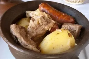 Chilean San Juan smoked pork stew (estofado de San Juan) served hot
