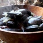 Chilean steamed mussels (choritos al vapor) with longaniza sausage and white wine broth