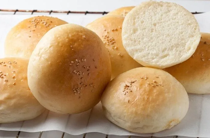 Pan frica — Chilean hamburger bread used for fricandelas, softer and larger than standard burger buns