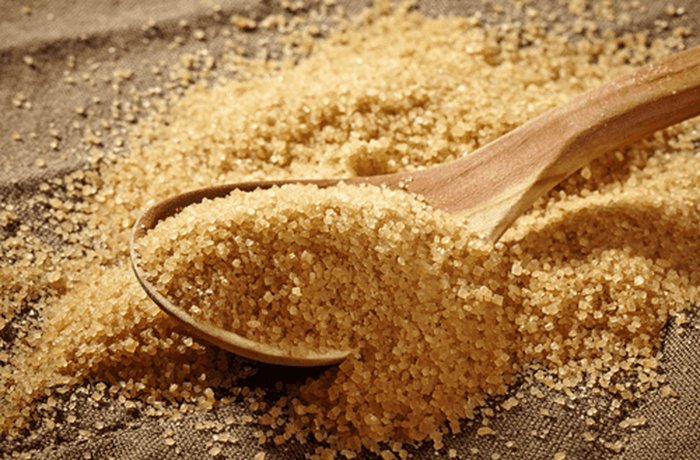 A cup of sugar for the apple kuchen filling