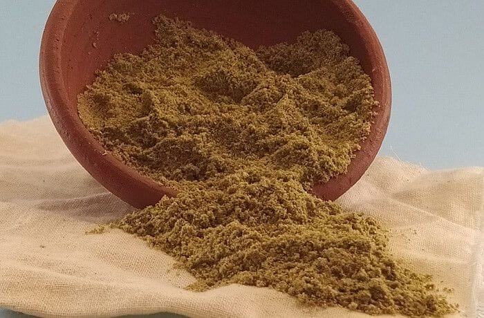 Chilean alino completo, the all-purpose spice blend used to season broths and soups