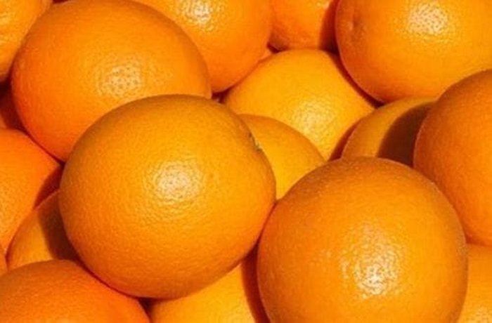 Fresh oranges for juice and zest