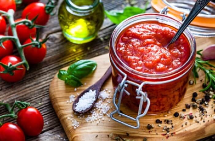Tomato sauce for the goulash