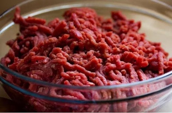 Lean ground beef for the cabbage roll filling