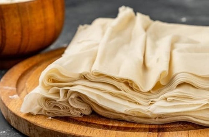 Thin phyllo dough sheets for baklava rolls