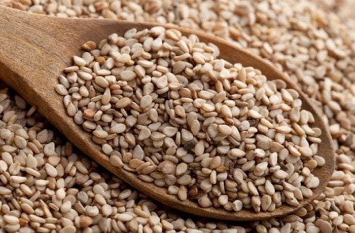 Sesame seeds for topping the pan frica buns