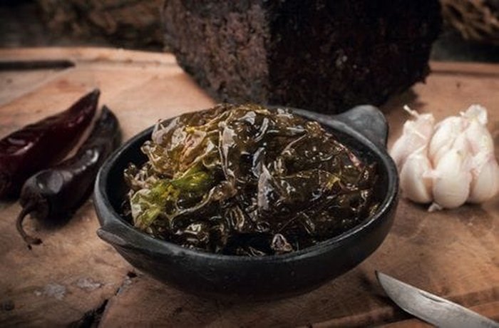 Chilean luche seaweed for the cookies