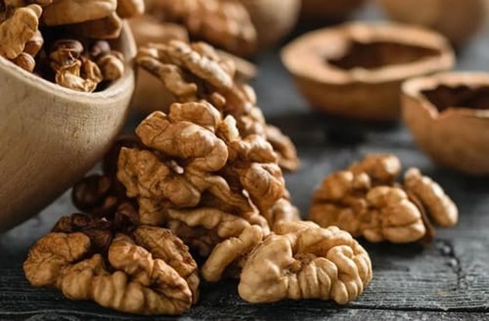 Cup of walnuts, the star ingredient that gives the cazuela nogada its name and texture