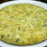 Homemade Chilean broccoli omelette