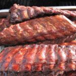 Oven-glazed Chilean Cantonese pork ribs cut between the bones, homemade Chinese-Chilean recipe