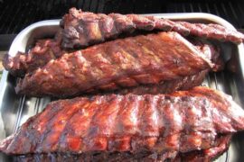 Oven-glazed Chilean Cantonese pork ribs cut between the bones, homemade Chinese-Chilean recipe