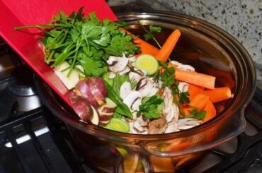 Mapuche cocimiento de verduras, a one pot stew of potatoes, beans, squash, corn, and pork ribs