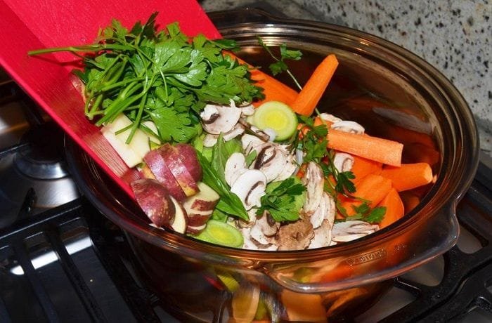 Mapuche cocimiento de verduras, a one pot stew of potatoes, beans, squash, corn, and pork ribs