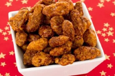 Candied almonds with merkén and cinnamon, a sweet and spicy Chilean snack