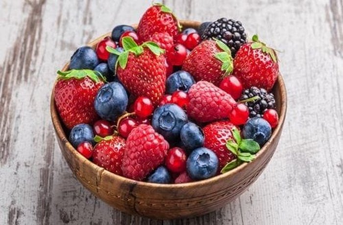 Fresh mixed berries for Chilean berry gratin