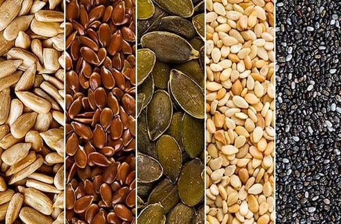 Mix of oats and seeds for the crust of homemade multigrain bread
