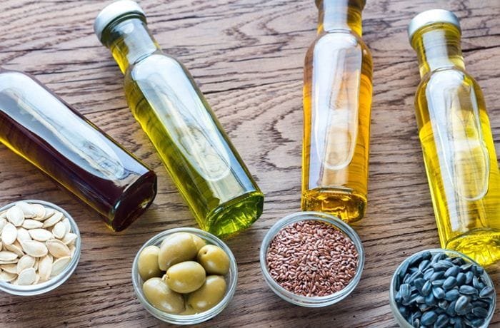 Vegetable oils, used instead of butter in Chilean oil cookies